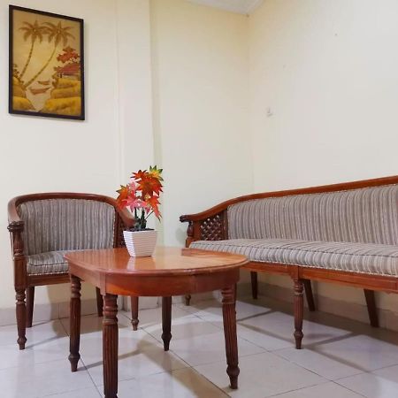 Hotel Nusantara Indah Syariah Dżakarta Zewnętrze zdjęcie
