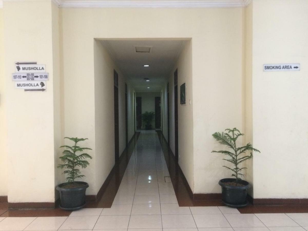 Hotel Nusantara Indah Syariah Dżakarta Zewnętrze zdjęcie